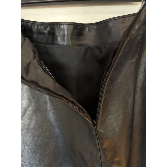 Vintage GAP Midi Genuine Leather Skirt Womens Sz 2 Black A-Line 28 X 27 lined EU - Picture 7 of 12